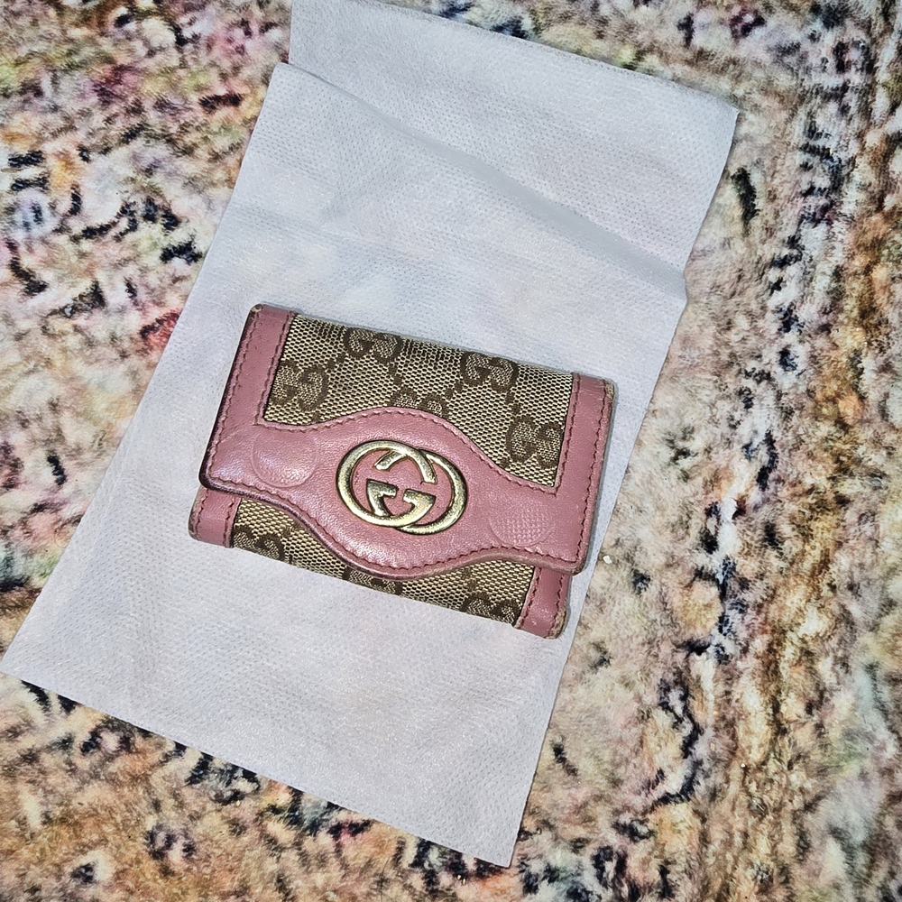 Gucci Pink and Tan Women's Key Wallet